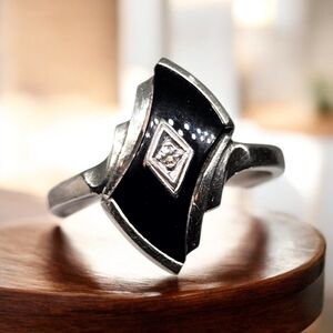 10K White Gold Black Onyx With Diamond Accent Elegant Women's Ring